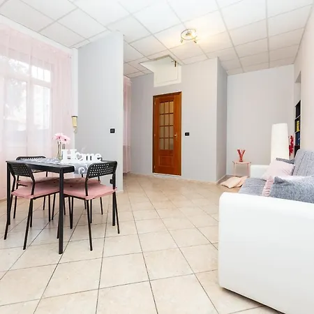 Apartment La Gioiosa - Location - Modern Near Metro Bengasi Turin