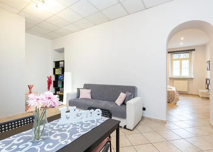 La Gioiosa - Location - Modern Near Metro Bengasi Turin